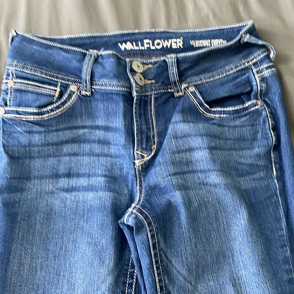 Jeans - Picture 2 of 6